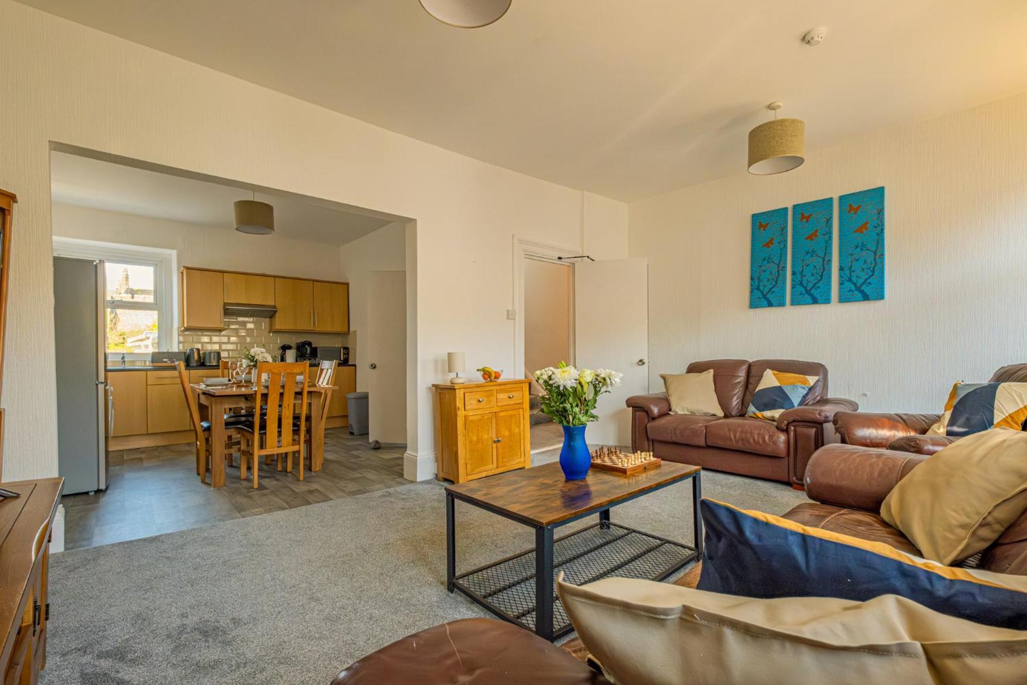 Castleview Coastal Comfort With 2 Parking Spaces Oystermouth Екстериор снимка