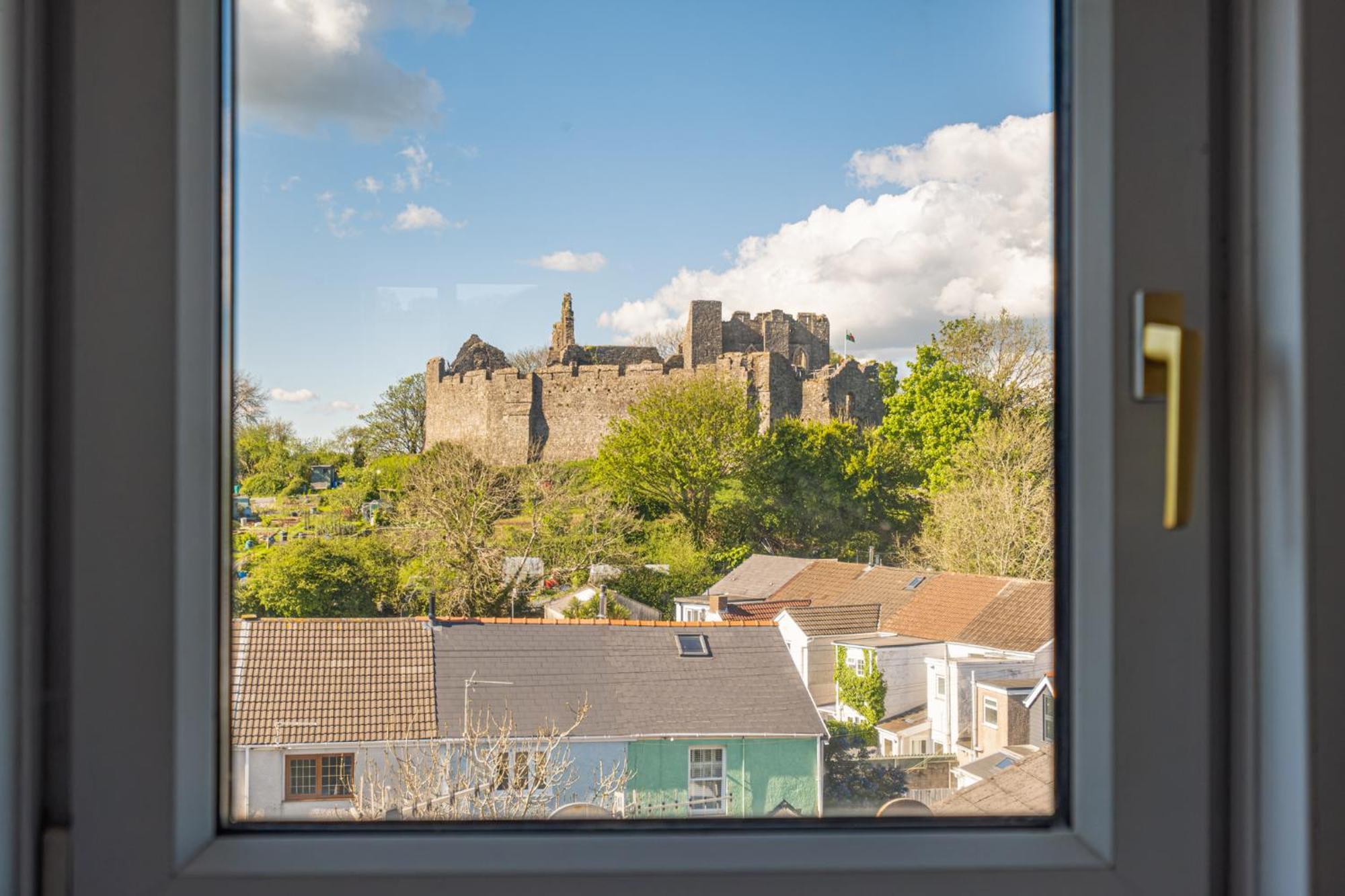 Castleview Coastal Comfort With 2 Parking Spaces Oystermouth Екстериор снимка